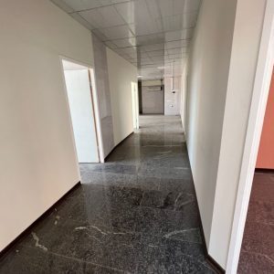 فروش و خرید مغازه فاز۵ طبقه اول ۲۰۰ متر