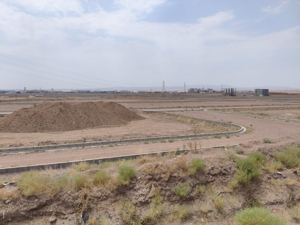 فروش زمین مسکونی فاز۱ زمین مترو