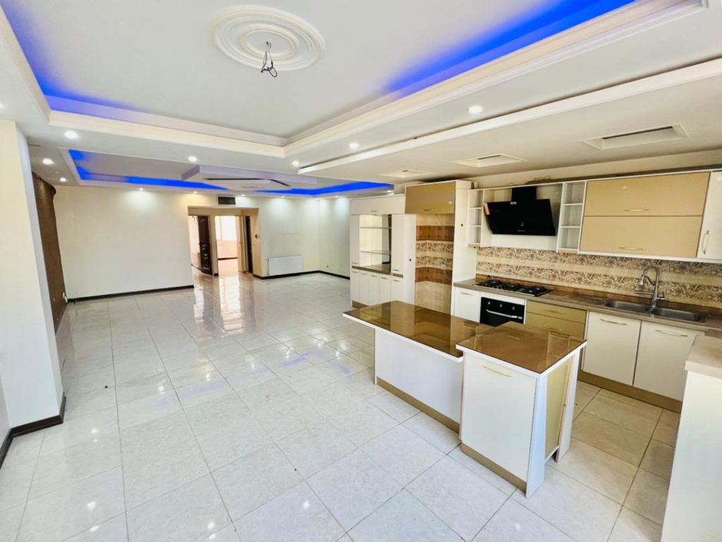 فروش آپارتمان شخصی ساز فاز۱